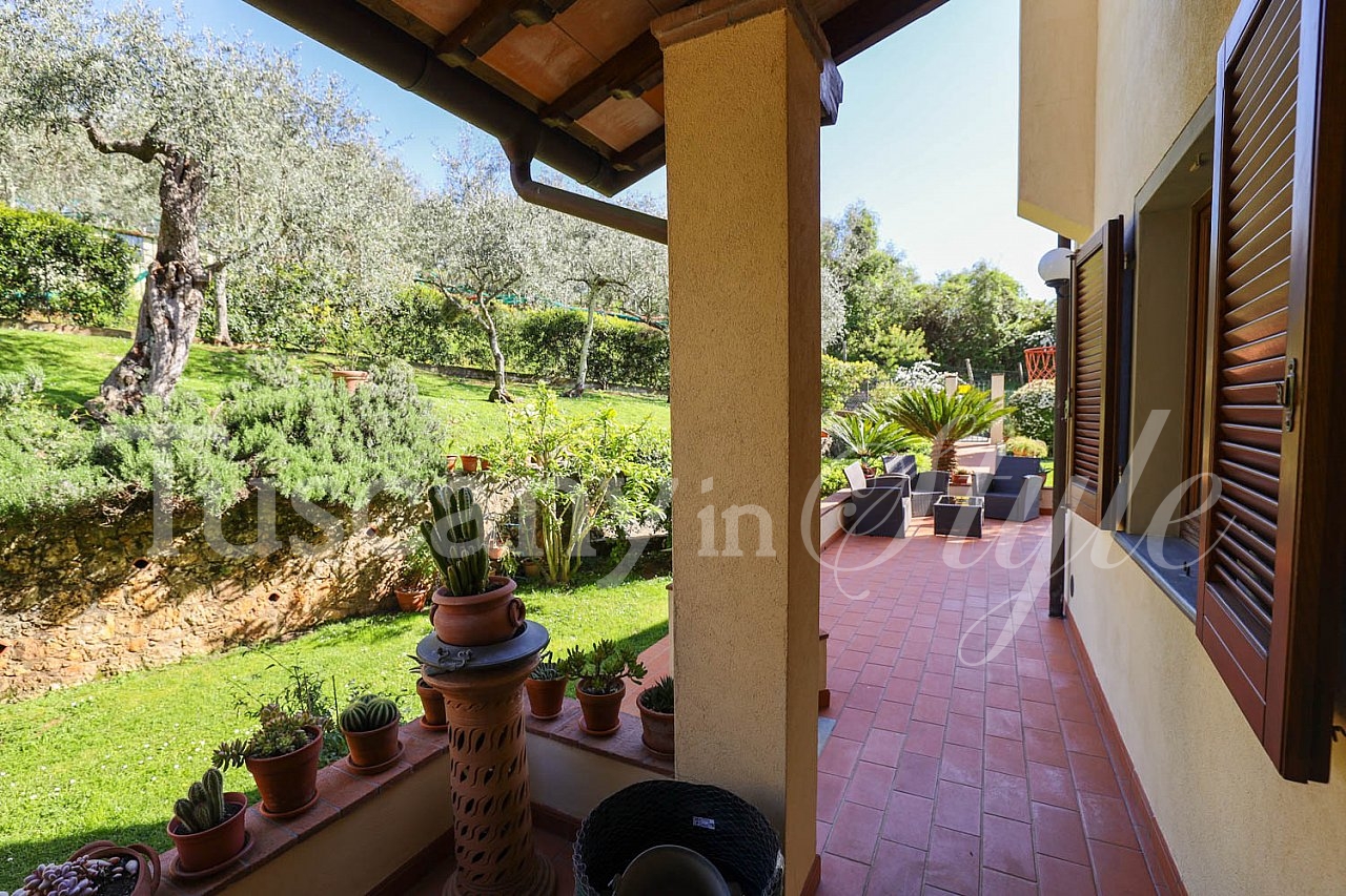 Villa Foothills Pietrasanta-Semi detached Villa in the hills of Pietrasanta-20