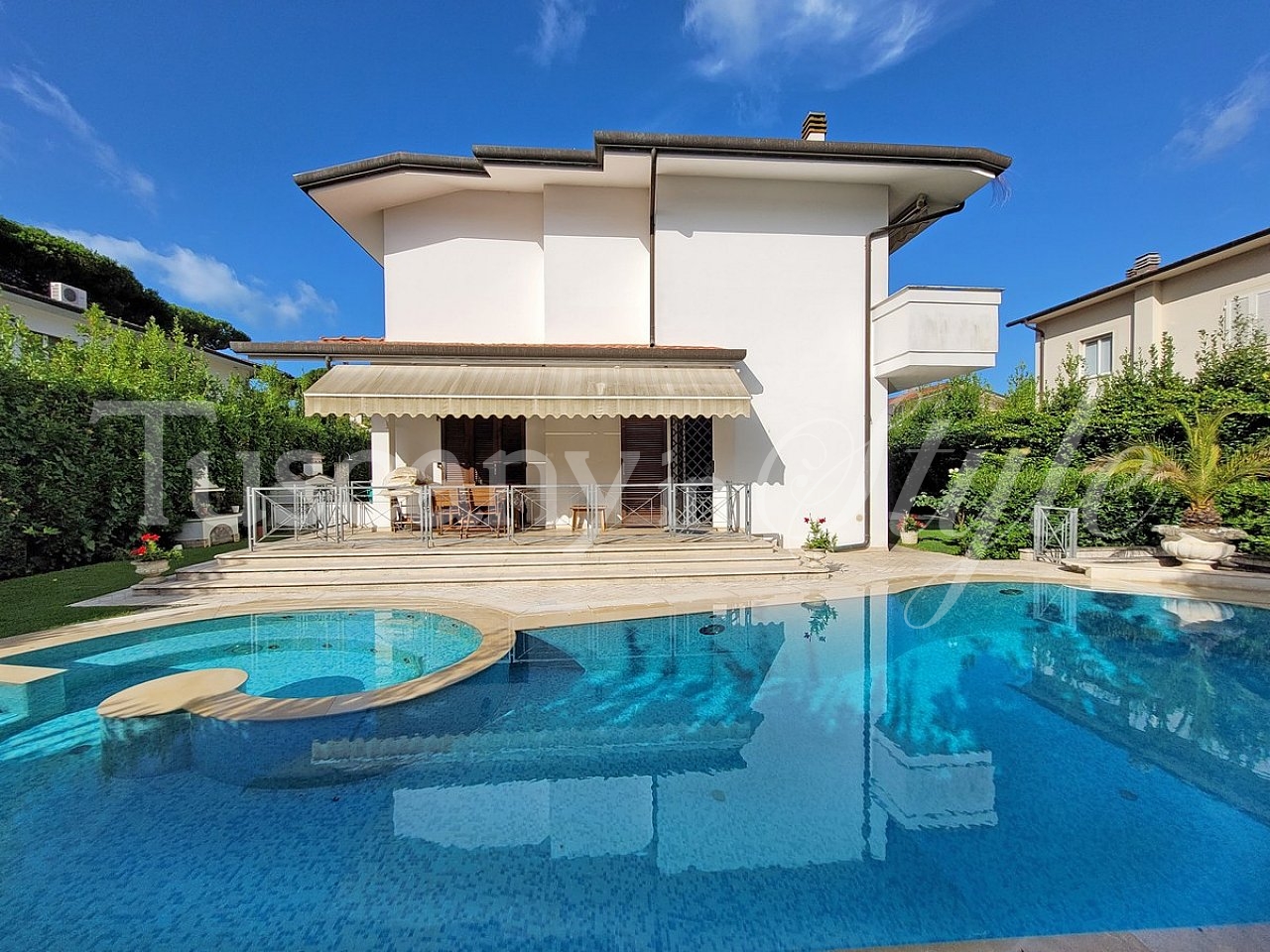 Villa Marina-Villa with pool near the sandy beaches-1