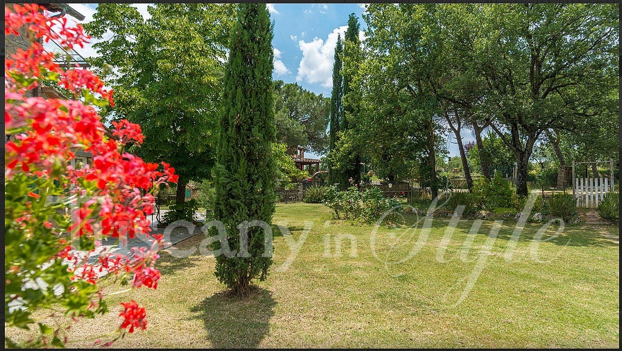  Cortona-Natural stone Farmhouse with private pool and land-2