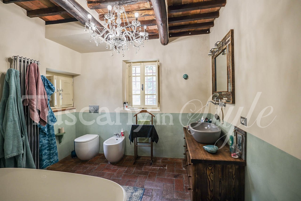 Villa Solaio-Lovely country house in the hills outside of Pietrasanta-11