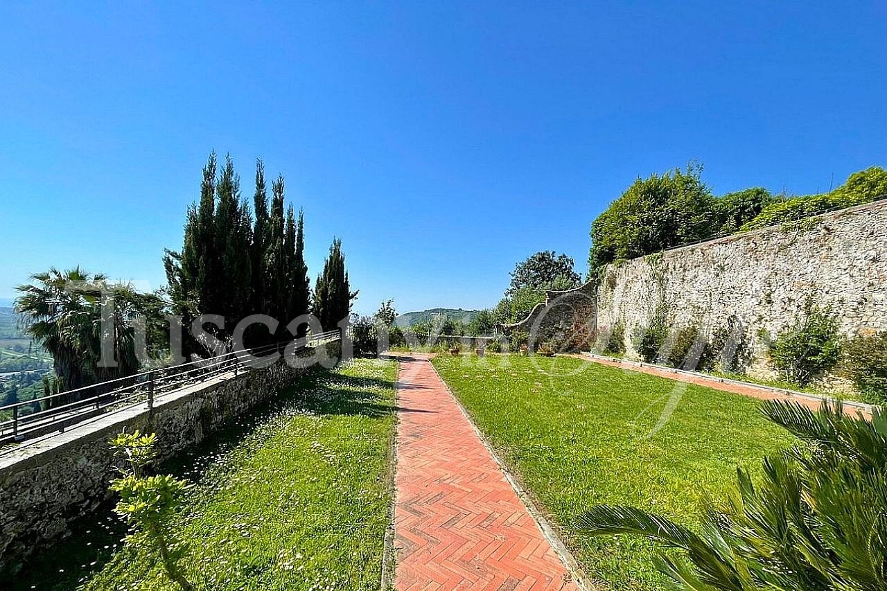 Villa Camaiore-Country house with pool and gardens-4