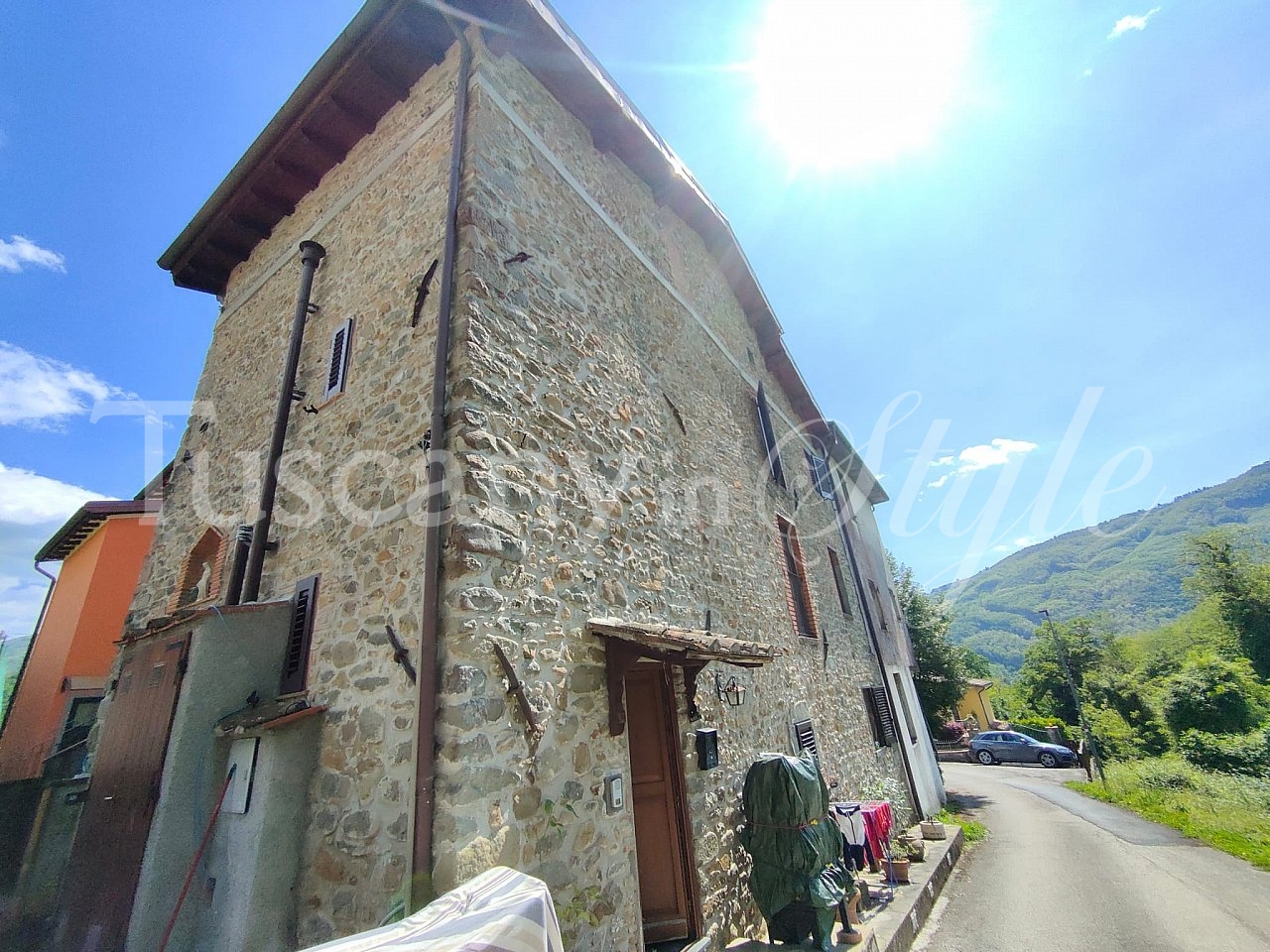  Bagni di Lucca-Rustic terraced house with private garden and garage-12