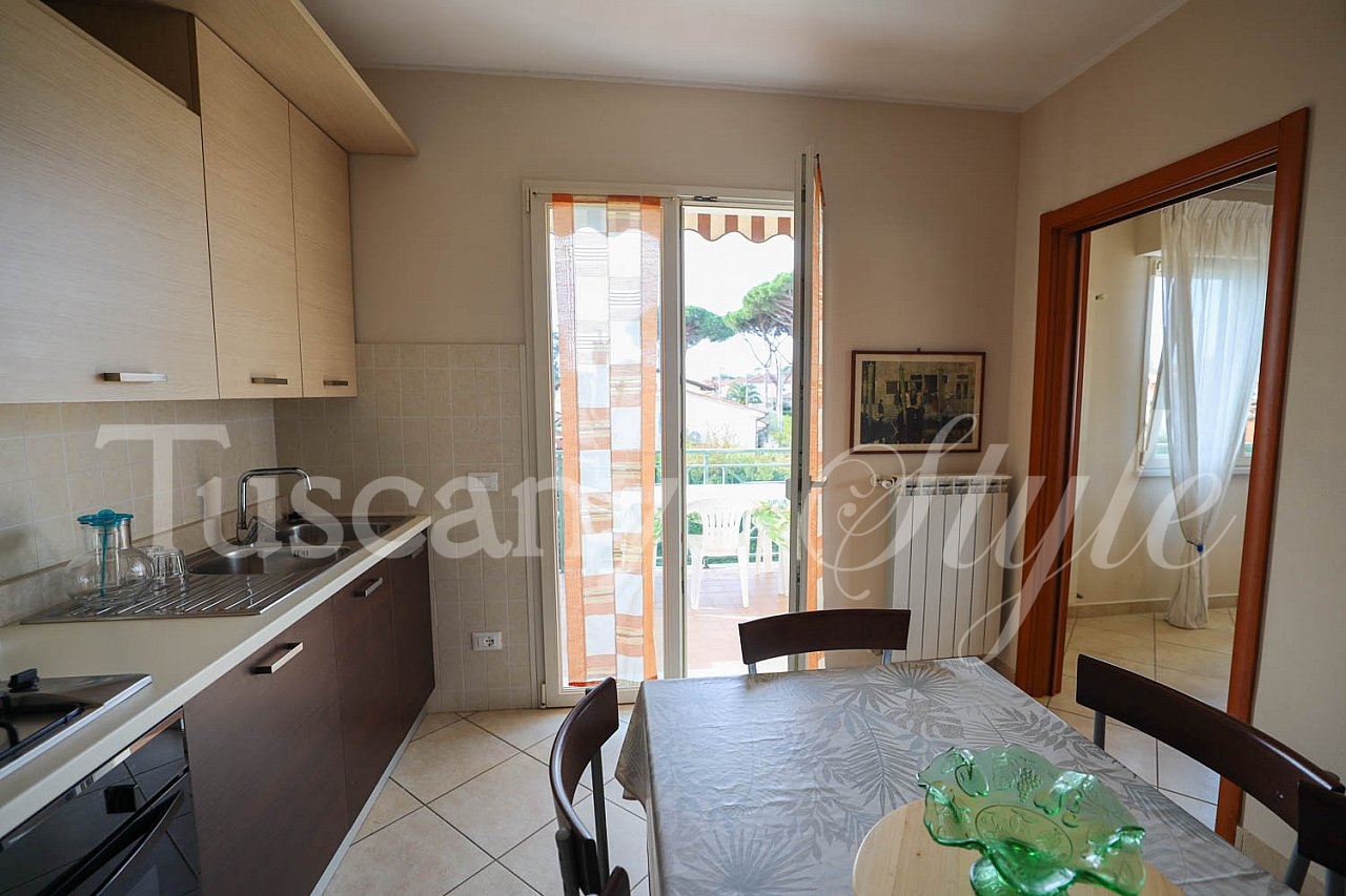 Apartment Marina di Pietrasanta-First floor 3 bedroom Apartment with mountain views minutes from the sea-3