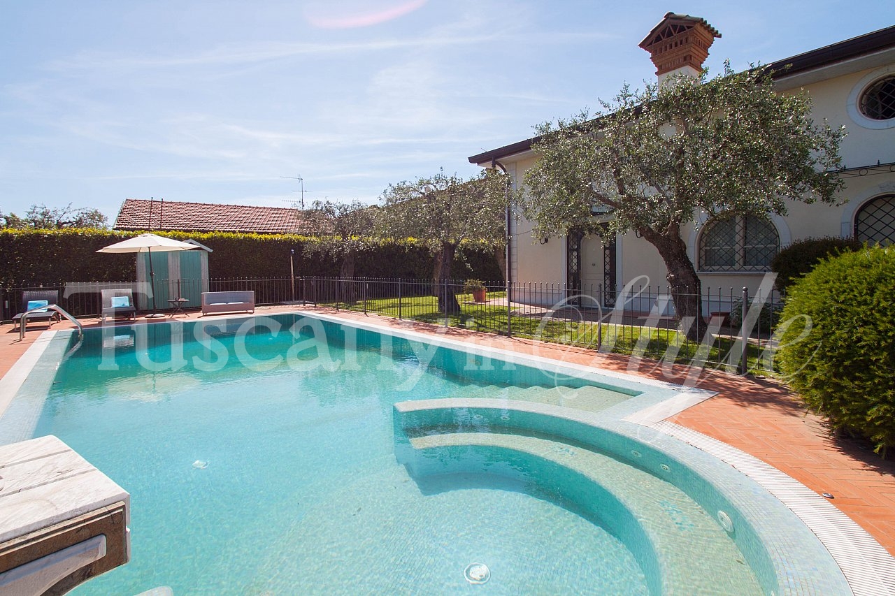 Villa Pozzi-Lovely independant villa with pool and olive grove-2